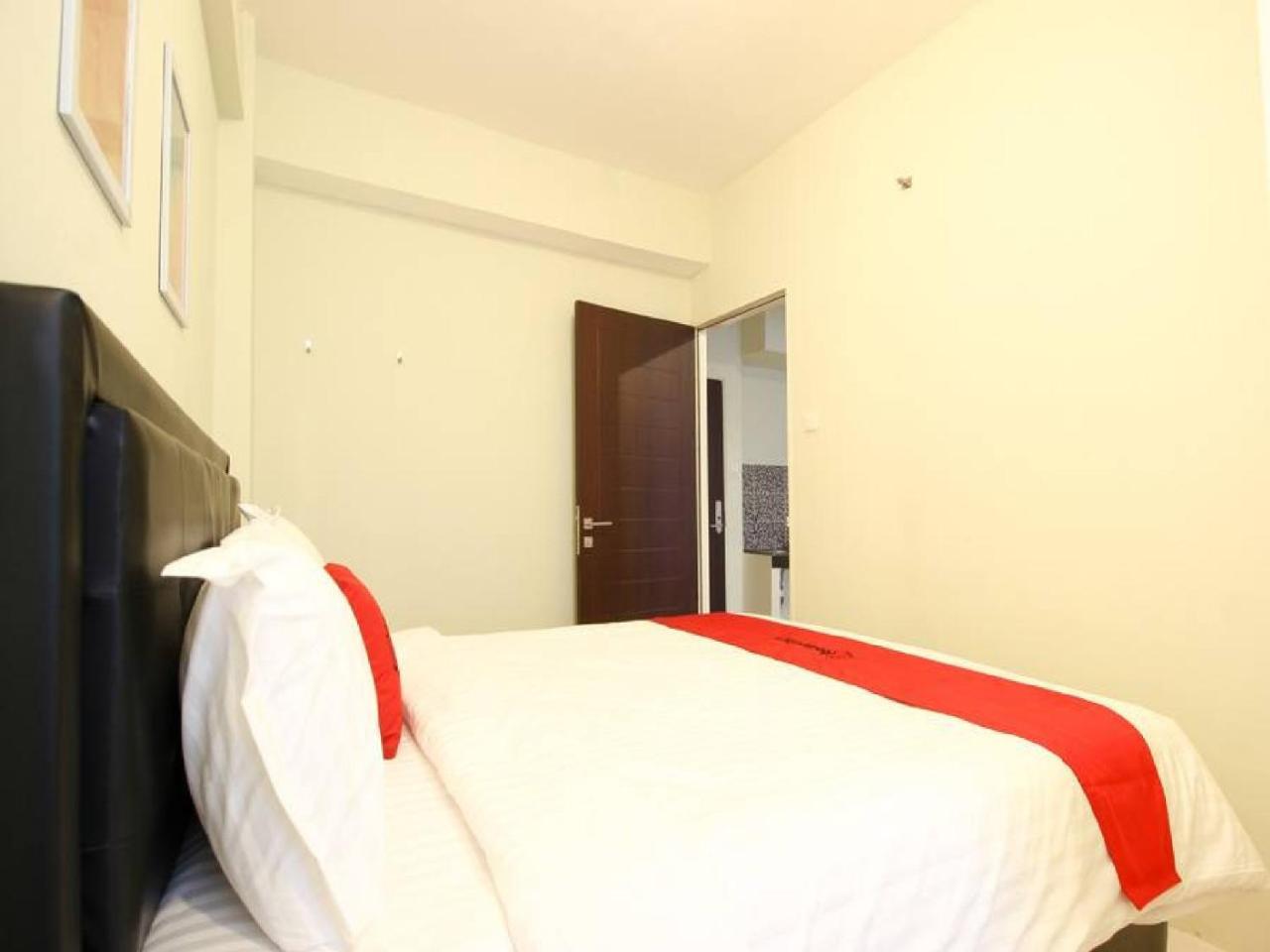 Reddoorz Apartment @ Malioboro City Adisucipto Maguwo Exterior photo