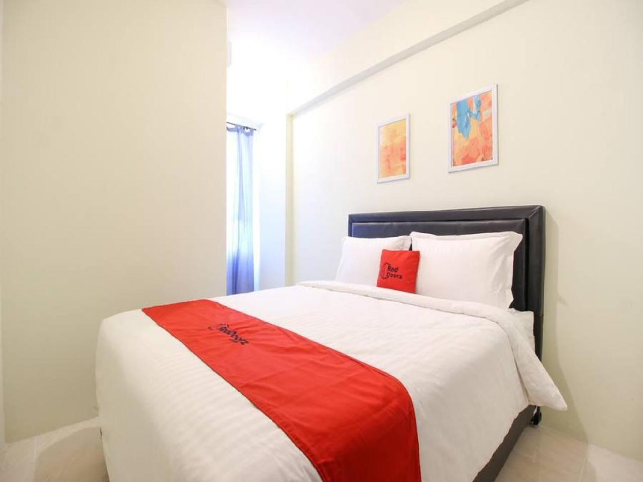 Reddoorz Apartment @ Malioboro City Adisucipto Maguwo Exterior photo